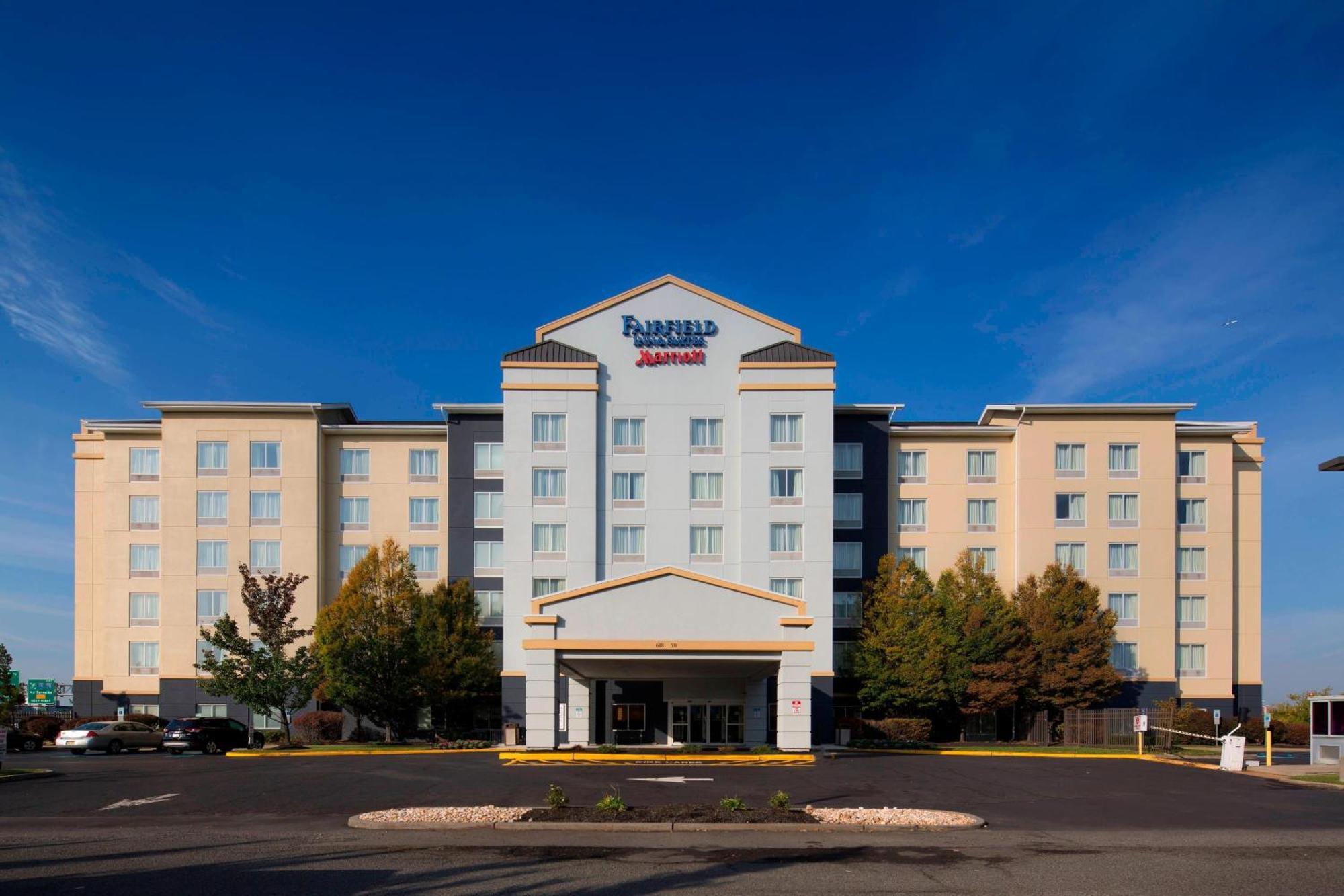 Fairfield Inn & Suites By Marriott Newark Liberty International Airport Extérieur photo