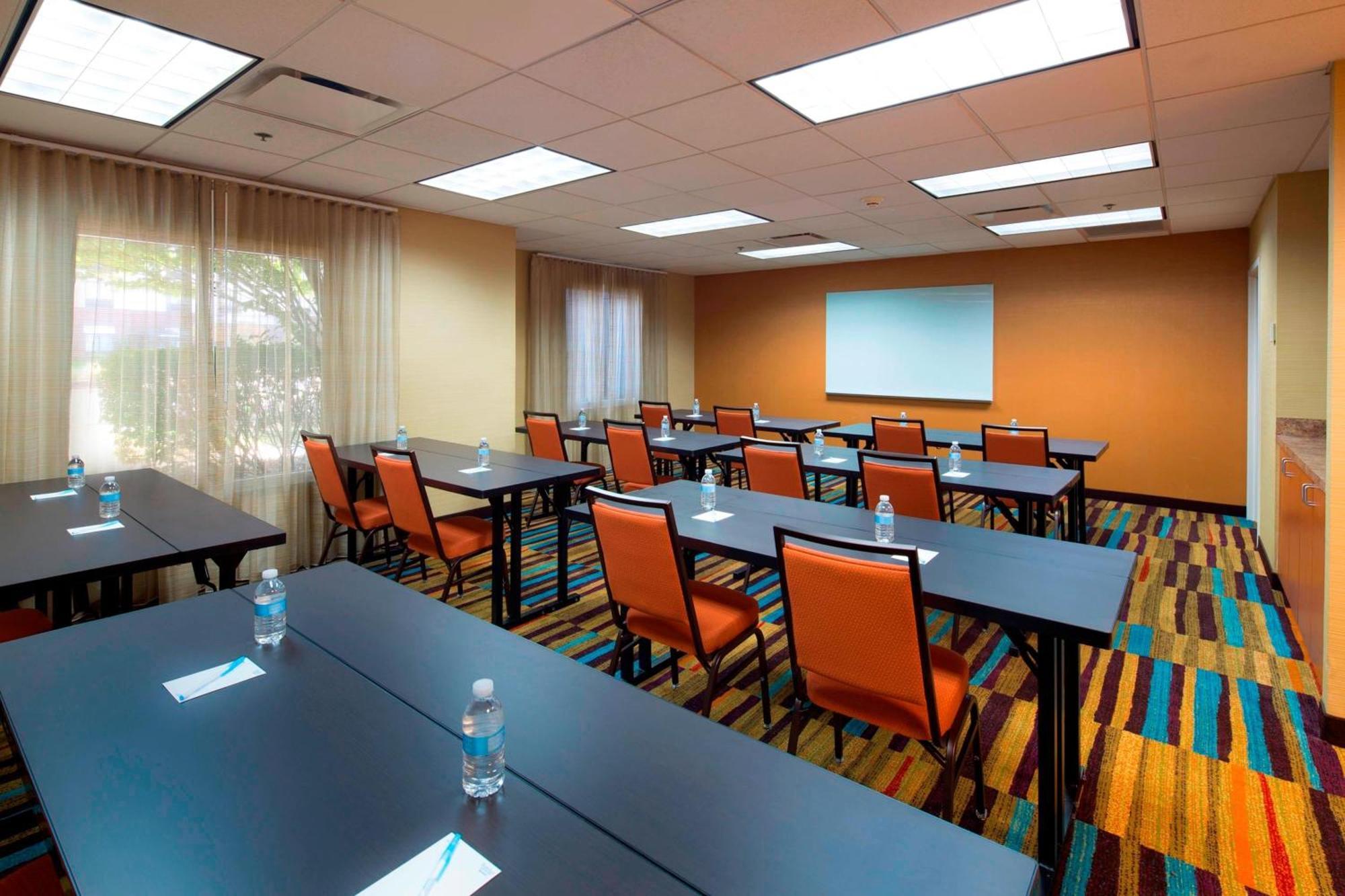 Fairfield Inn & Suites By Marriott Newark Liberty International Airport Extérieur photo