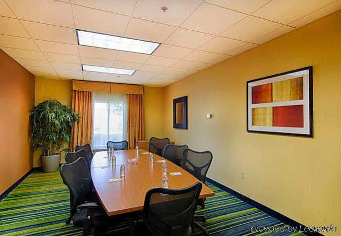 Fairfield Inn & Suites By Marriott Newark Liberty International Airport Extérieur photo